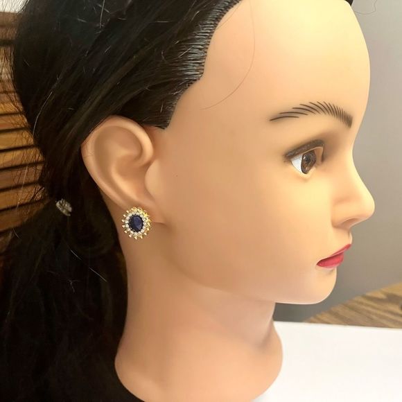 Faux, gold tone blue faceted w/clear rhinestones pierced earrings - Picture 9 of 9